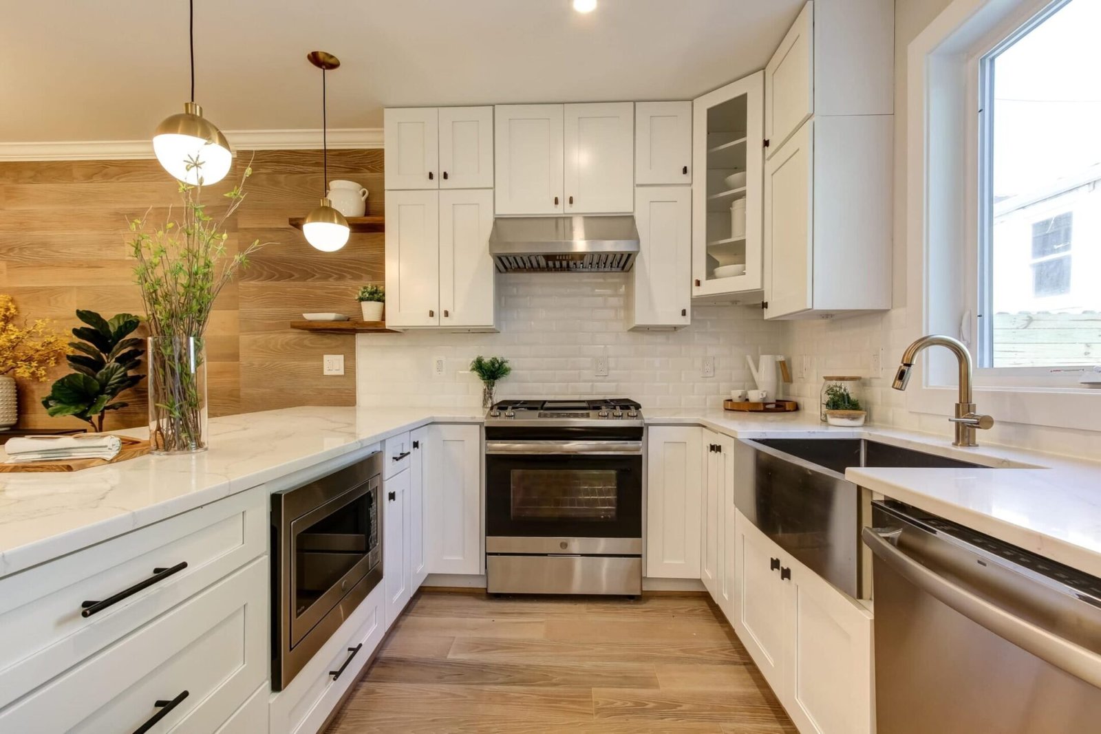 How To Achieve Perfect Kitchen Lighting: Layering Task, Ambient & Accent